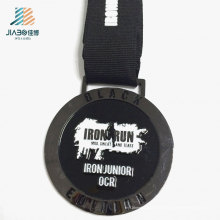 Productos más vendidos Medalla de metal de maratón de esmalte negro de aleación de zinc